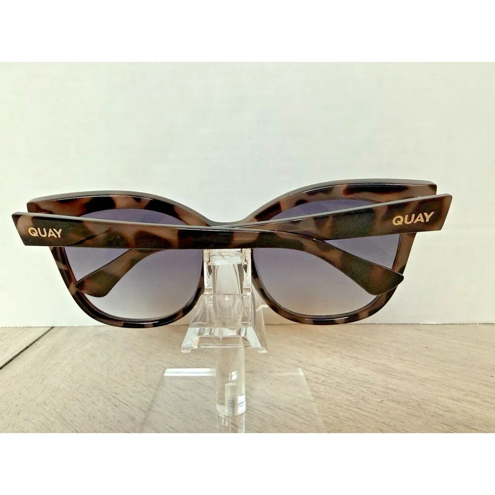 New Quay Australia It's My Way Oversized Cat Eye Sunglasses Tortoise Black Fade